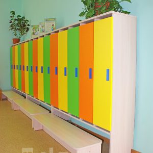 Шкафчики для одежды  в детском саду №23  "Орленок" в пос. Орловка