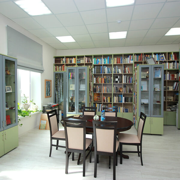 Витрины для книг Стеллажи Картотеки Офисная мебель в Калининграде
