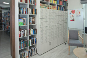 Мебель для библиотек Стеллажи Витрины Картотеки Офисная мебель в Калининграде